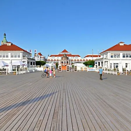 Dom & House - Landing Place 索波特